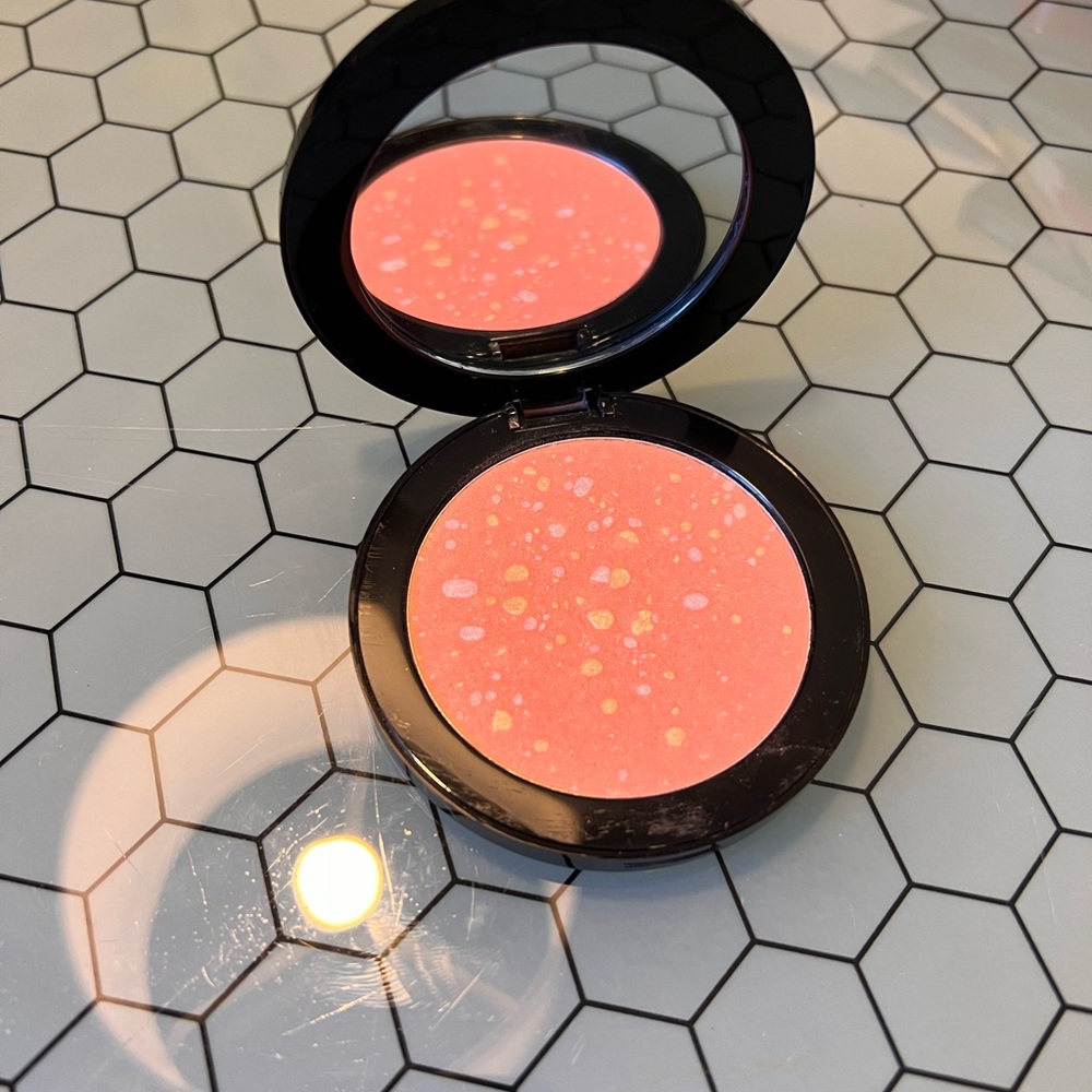 VINCENT LONGO, SANDALWOOD BLUCH